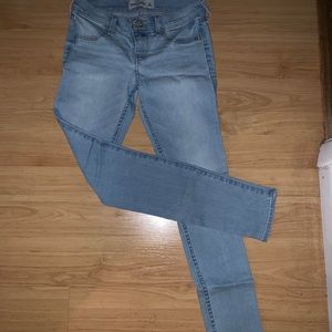 Abercrombie kids light skinny jeans